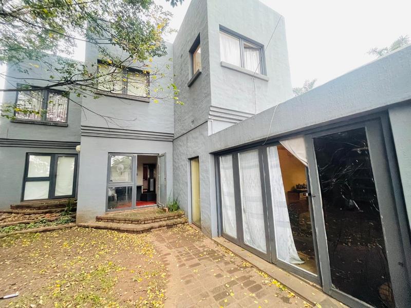 6 Bedroom Property for Sale in Orange Grove Eastern Cape